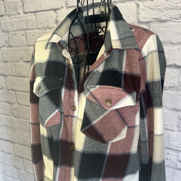 O'Neill Jackets & Blazers - O’Neill Super Plush Fleece Plaid Button-Up Shacket or Top or Jacket